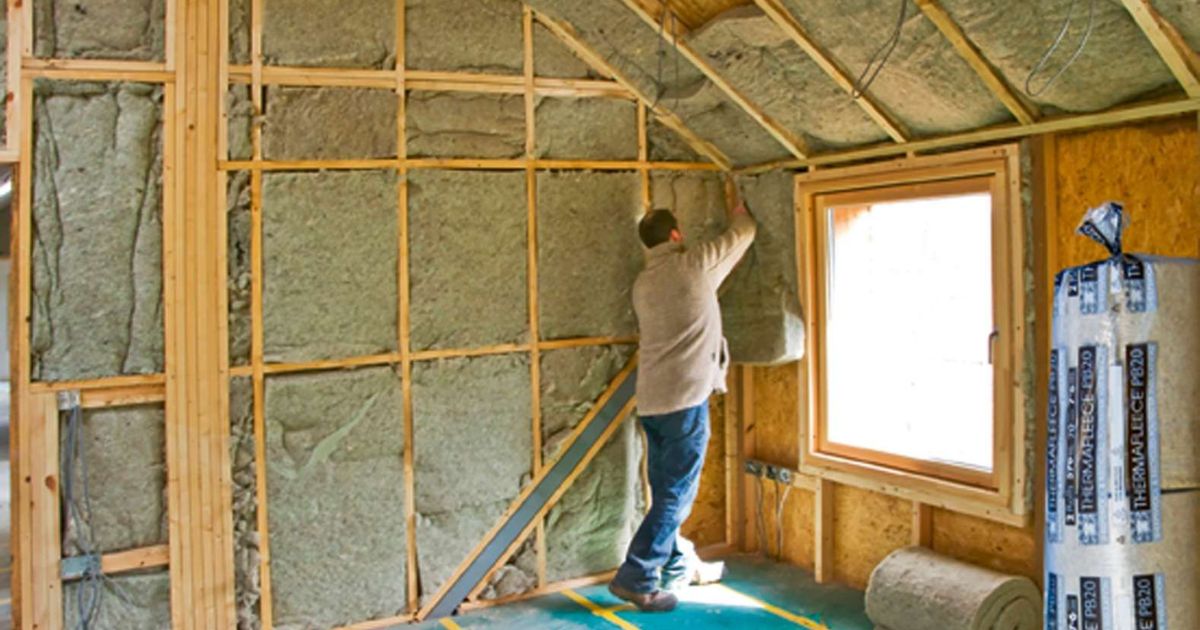 Does Attic Insulation Help in the Summer?
